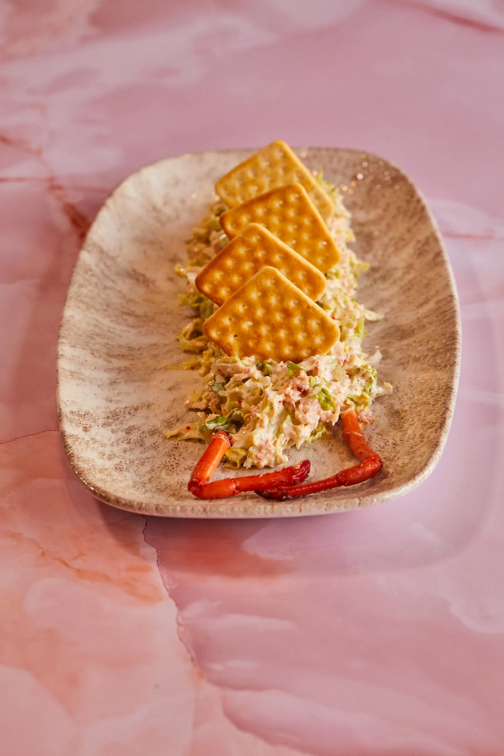 Lobster salad with crackers